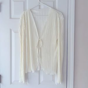 Aritzia • Front tie Top • Medium